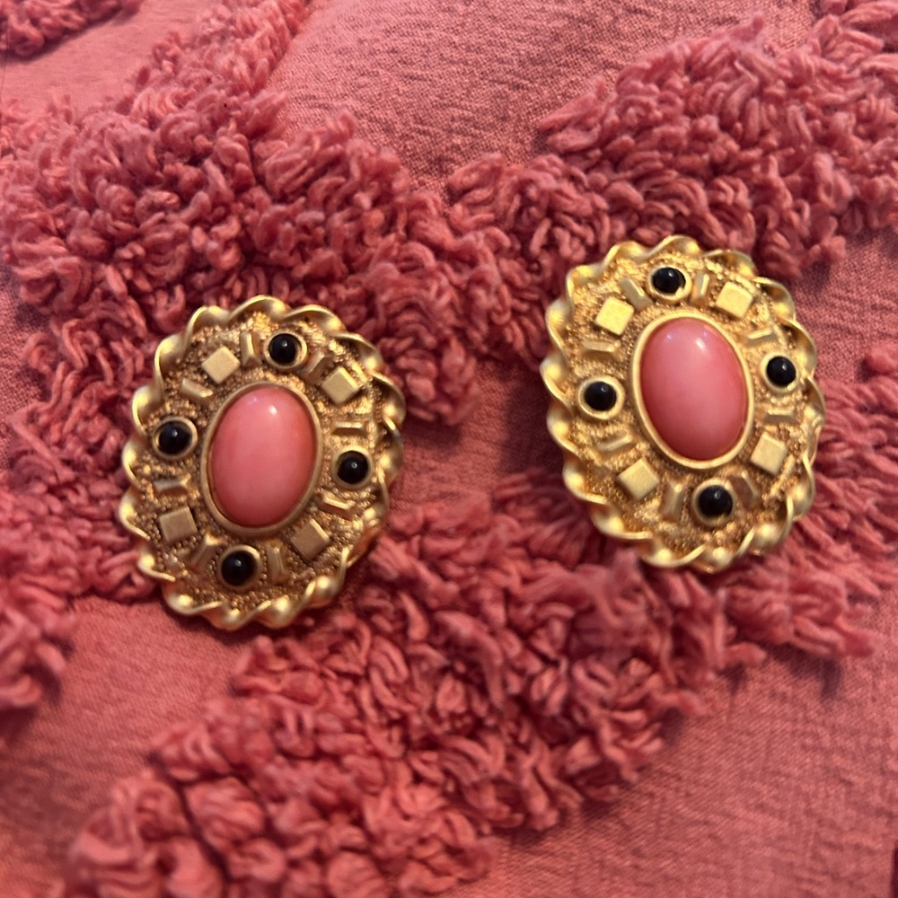 Elegant Gold and Pink  Clip on earrings